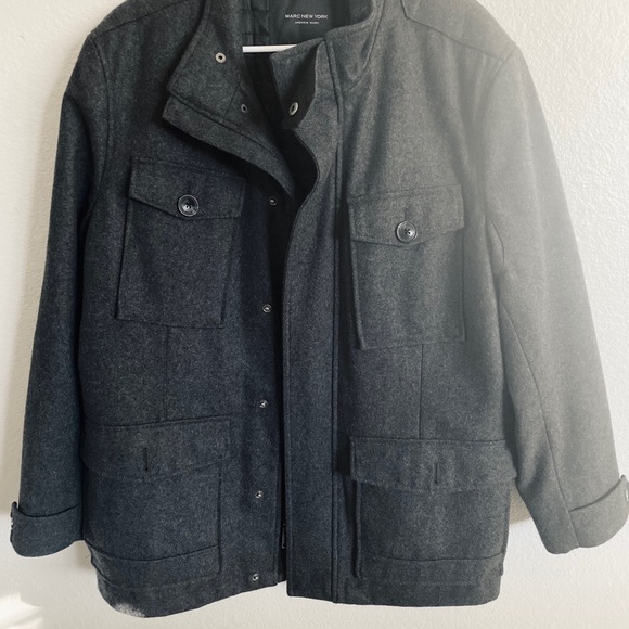 Men’s Jacket - Picture 1 of 4